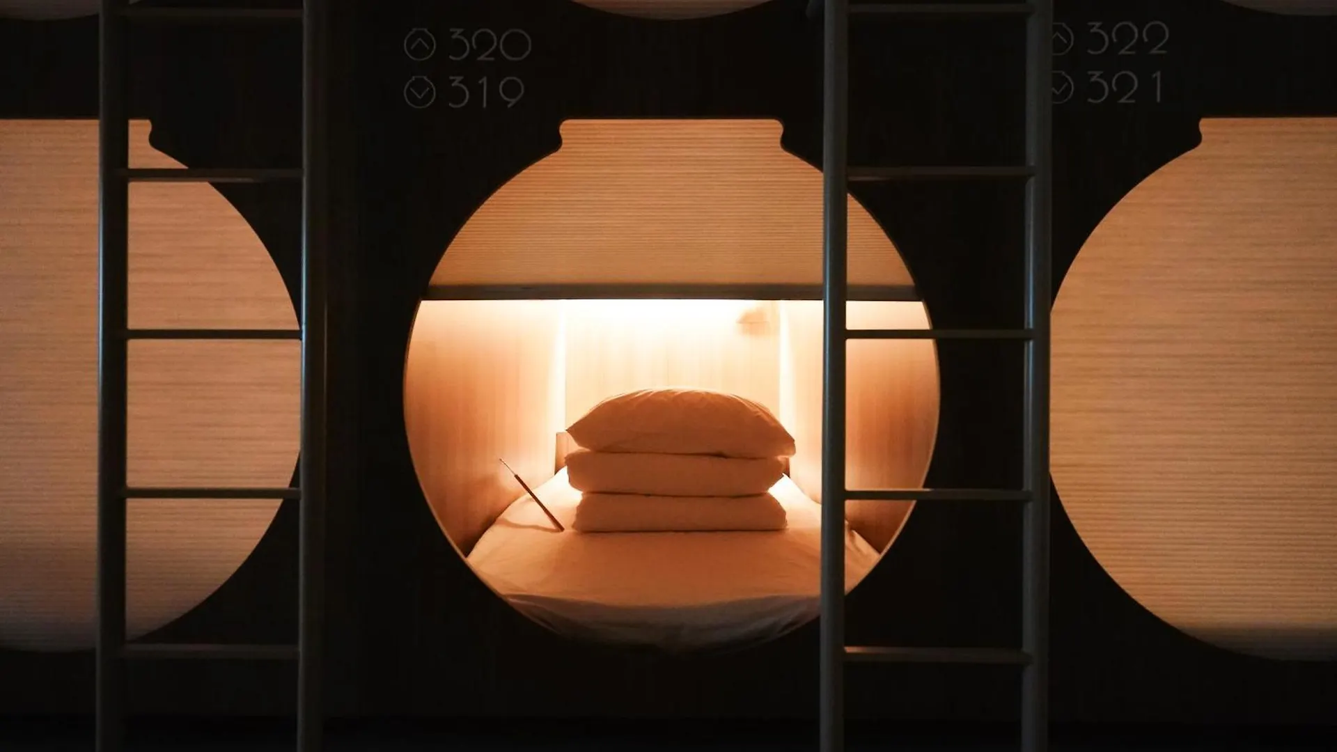 D A L Premium Capsule Hotel-Woman Only Seul