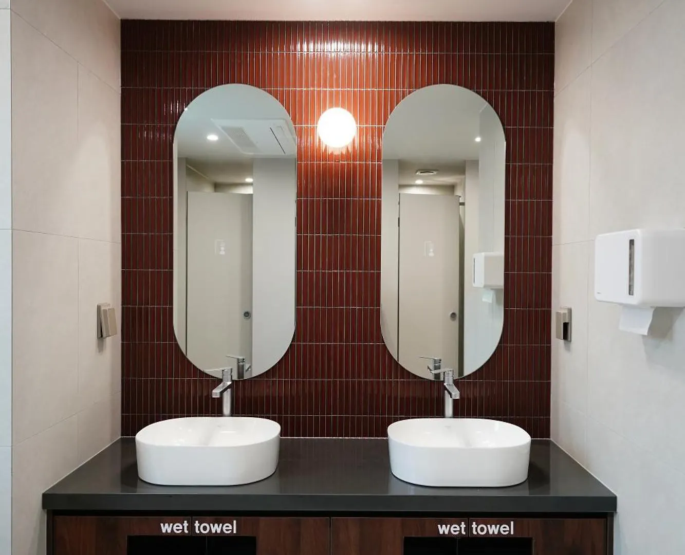 D A L Premium Capsule Hotel-Woman Only Seul