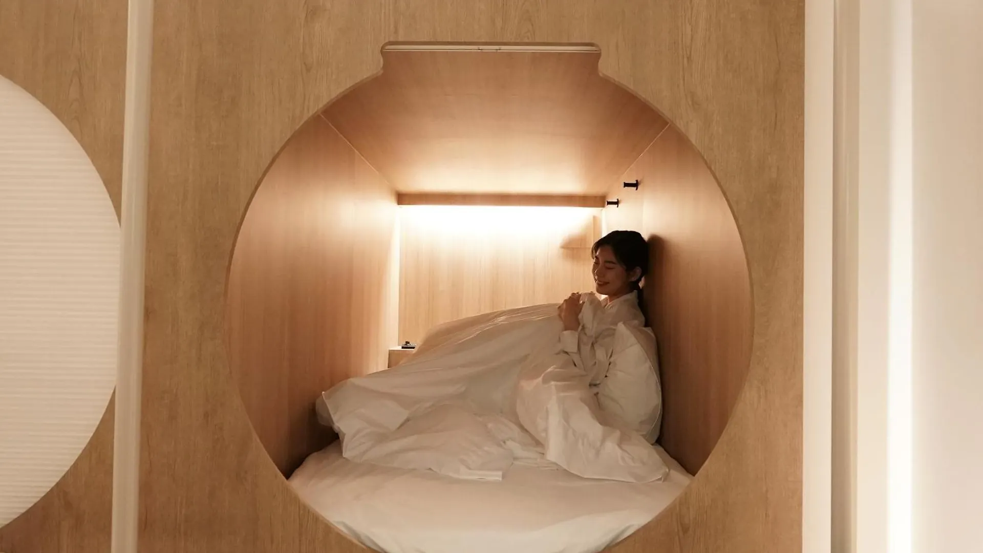 D A L Premium Capsule Hotel-Woman Only Seul 0*,  Corea del Sud