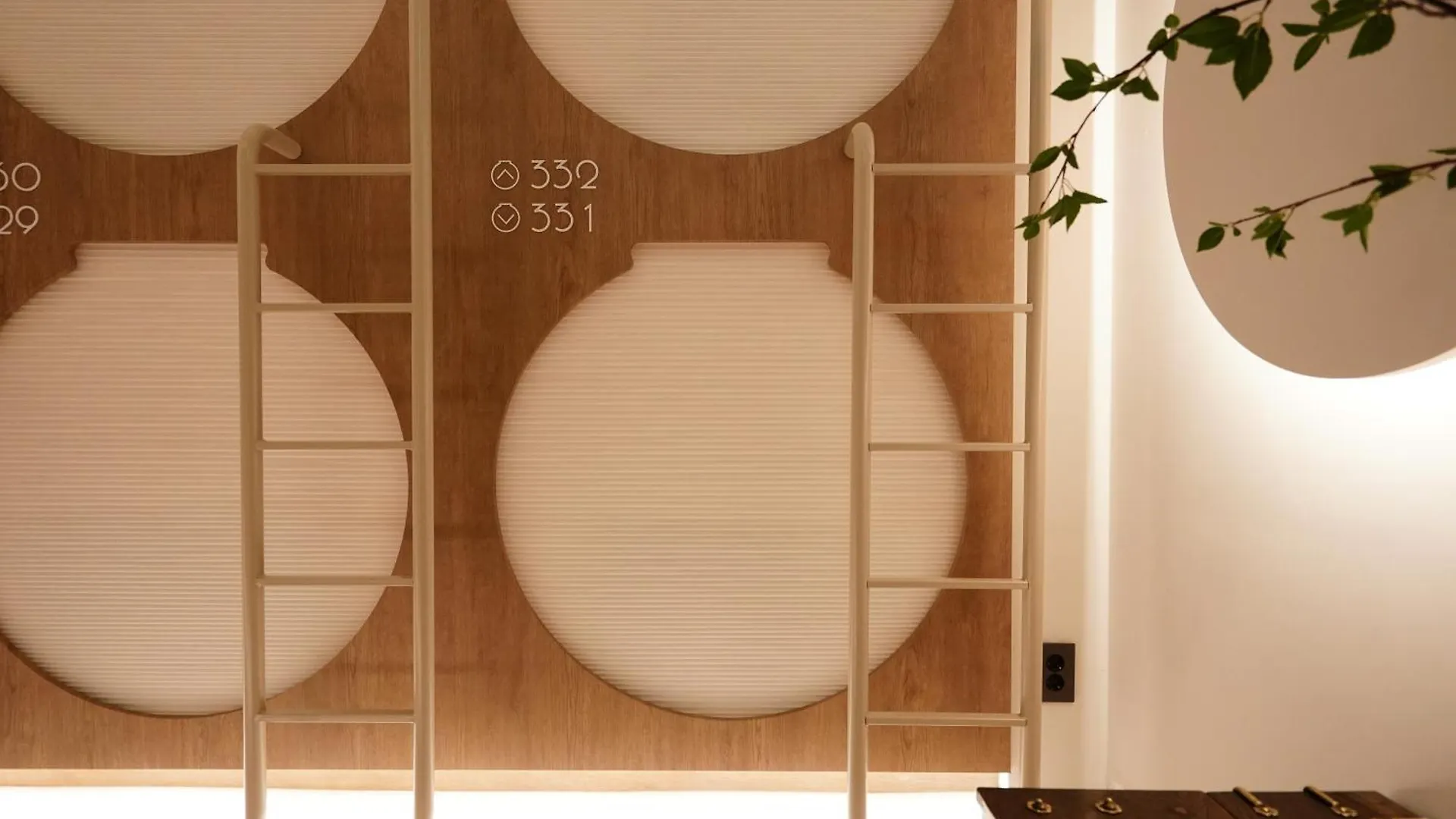 D A L Premium Capsule Hotel-Woman Only Seul