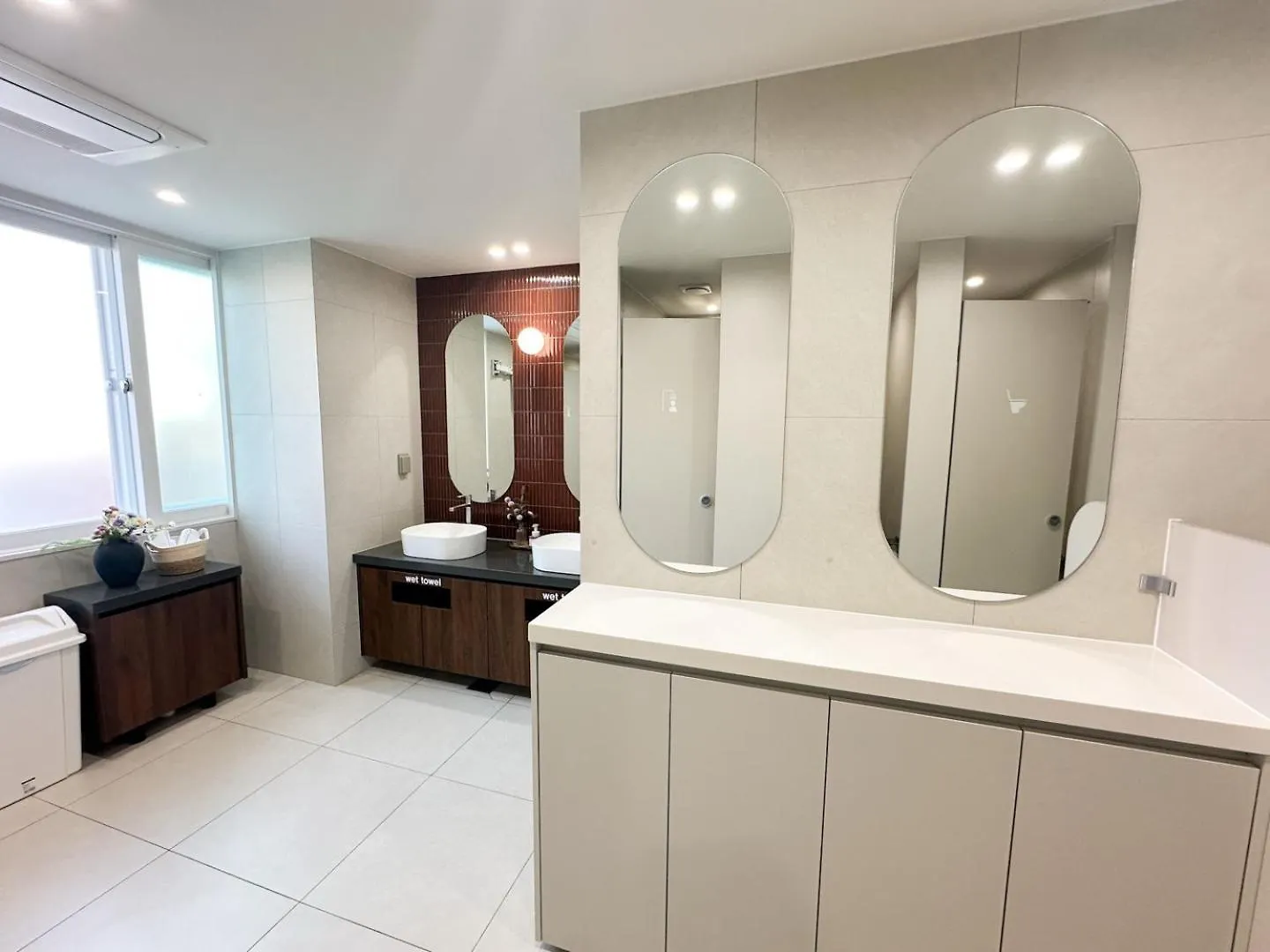 D A L Premium Capsule Hotel-Woman Only Seul