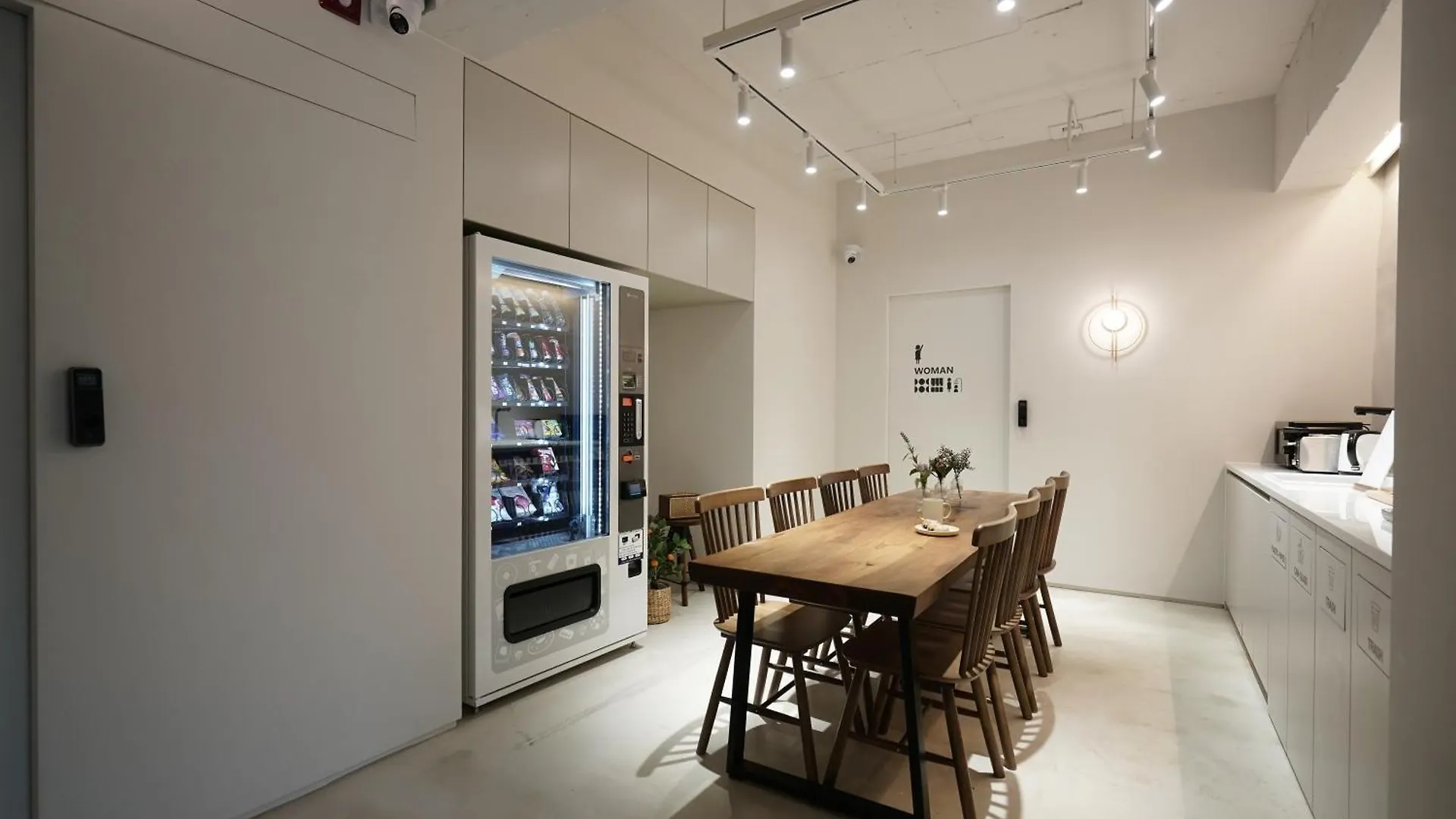 D A L Premium Capsule Hotel-Woman Only Seoul