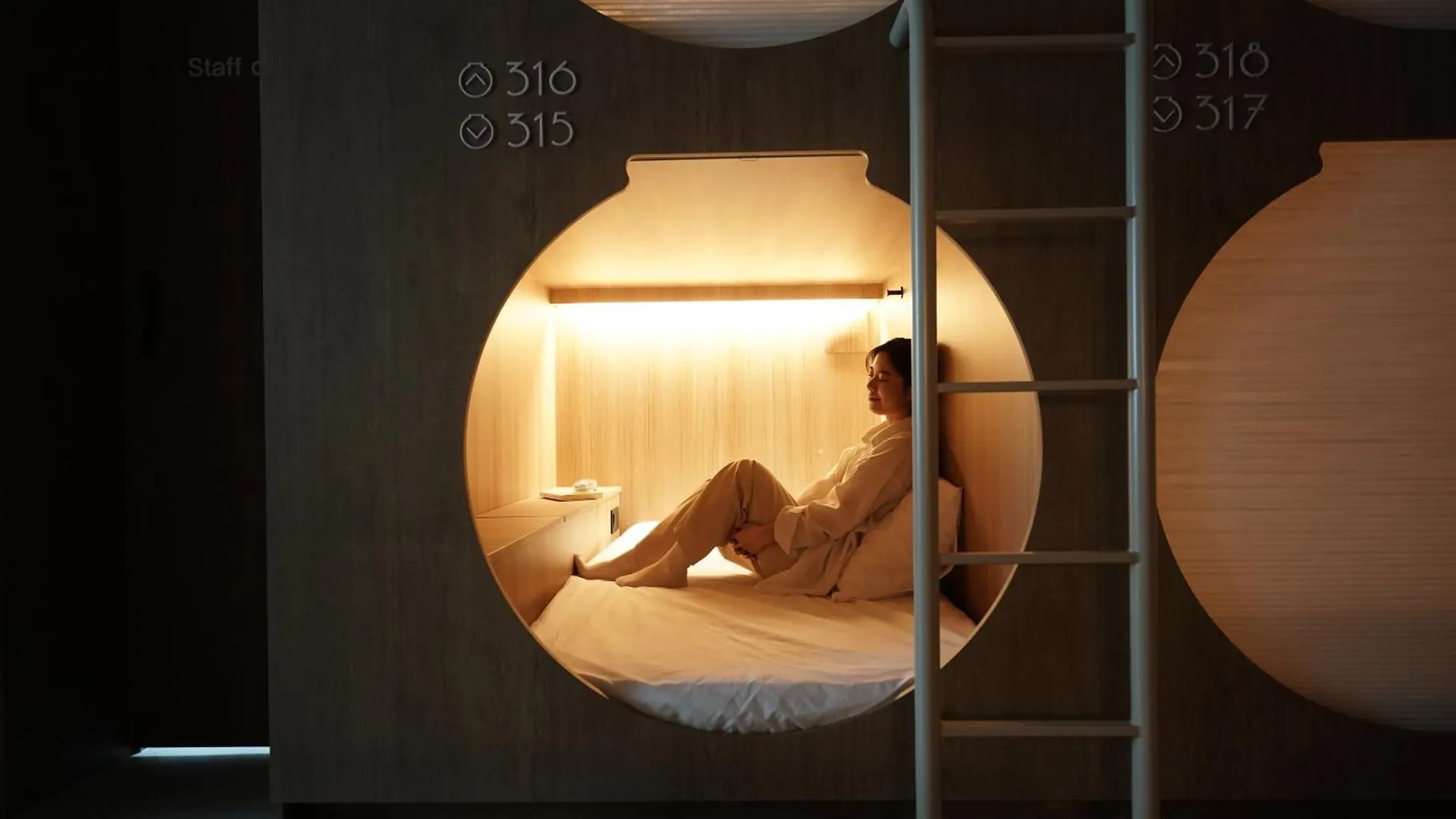 D A L Premium Capsule Hotel-Woman Only Seoul