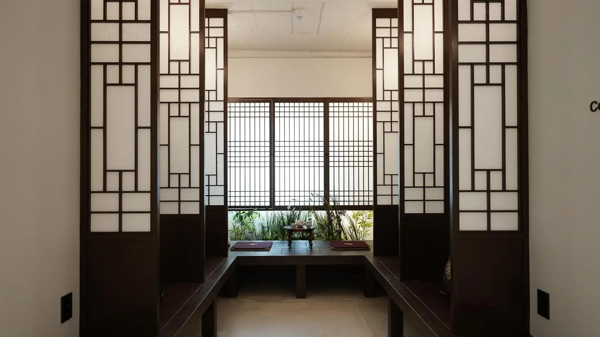D A L Premium Capsule Hotel-Woman Only Seoul